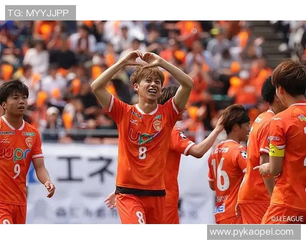 山口雷法与山形山神的激烈对决谁能在赛场上笑到最后